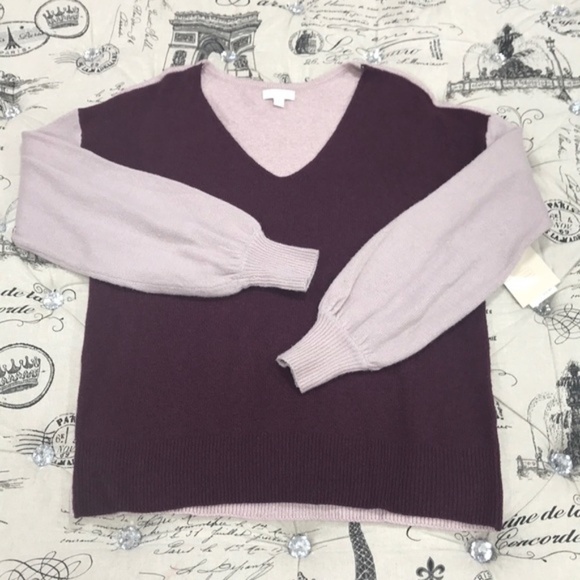 14th & Union V-Neck Colorblock Sweater - Picture 3 of 5